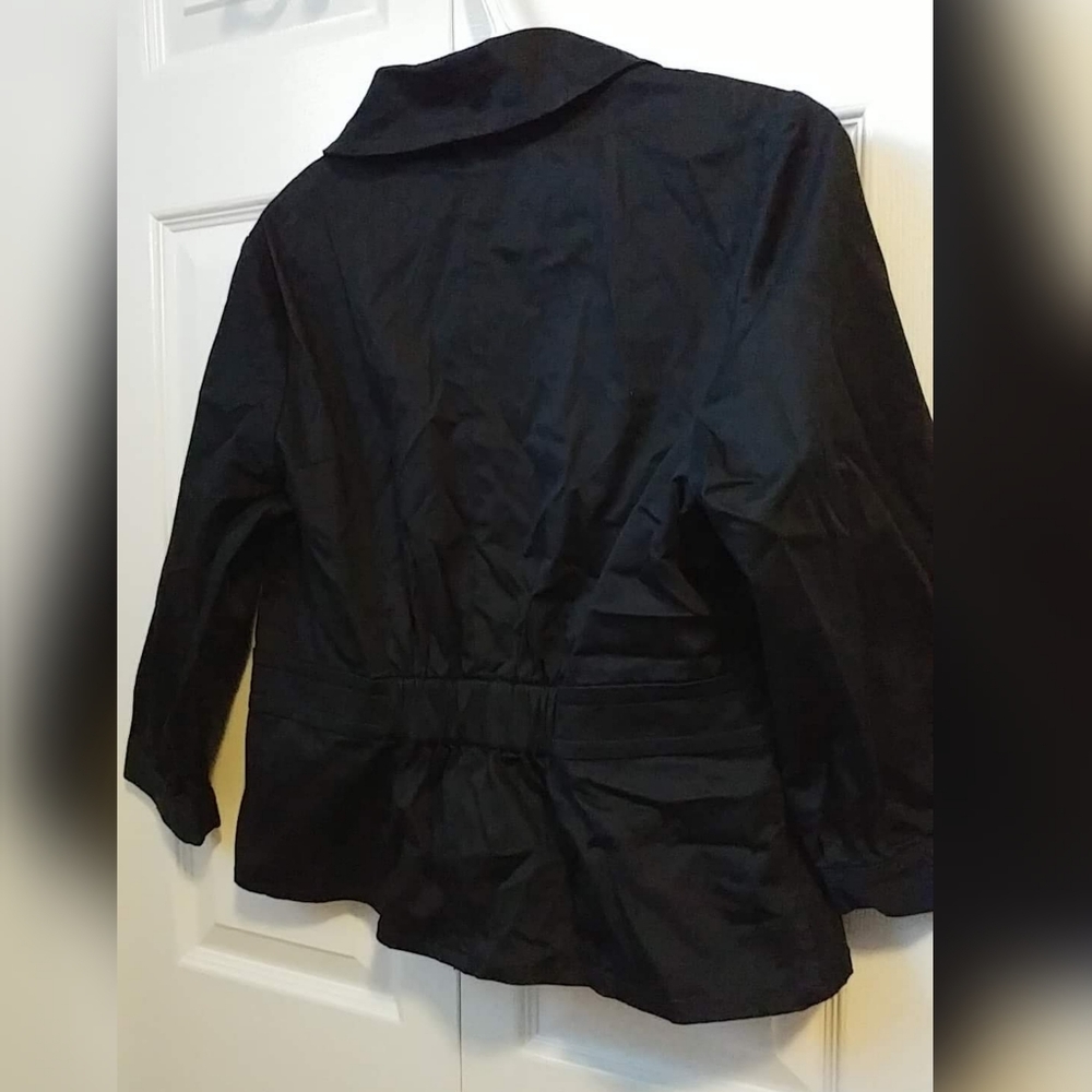 H&M Blazer - Picture 2 of 2